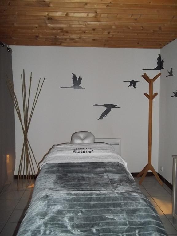 Logis Hotel Le France Villers-le-Lac Luaran gambar