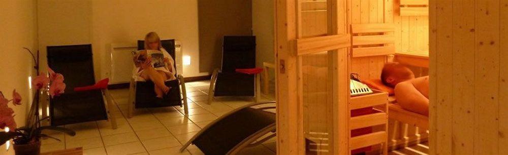 Logis Hotel Le France Villers-le-Lac Luaran gambar