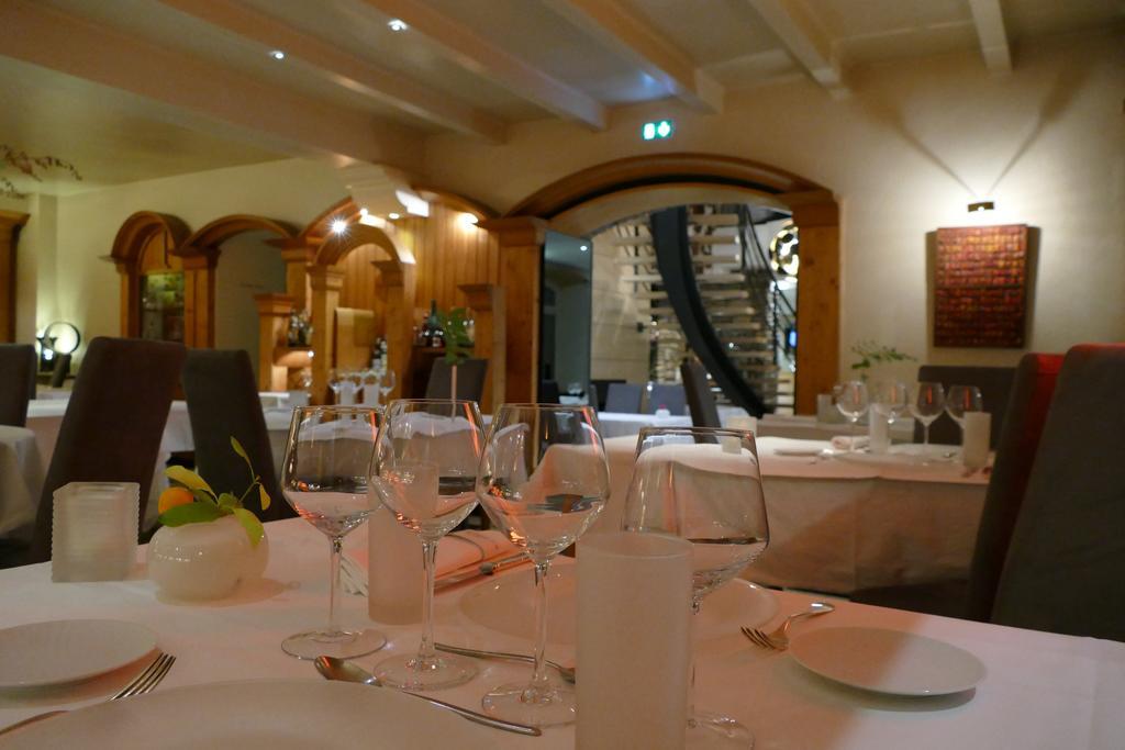 Logis Hotel Le France Villers-le-Lac Luaran gambar